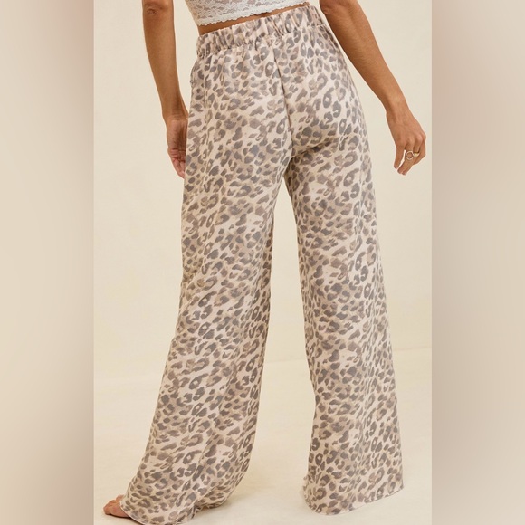 SOLD. Aerie Leopard Print Wide-Leg Pants - Picture 3 of 6